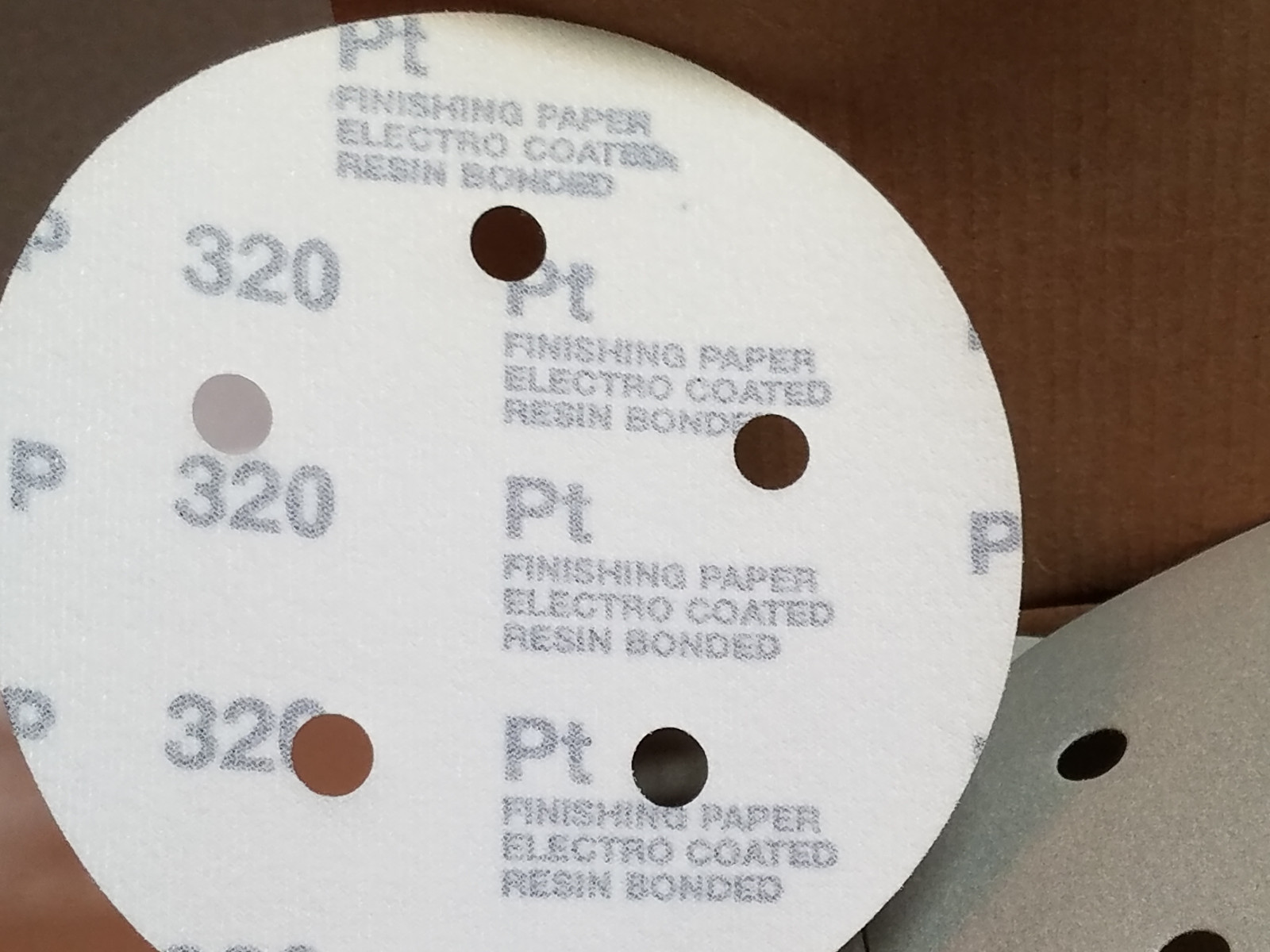 Mirka 320 Grit Sandpaper Discs Hook & Loop Back 50 Sanding Discs 5 Hole 5 Inch