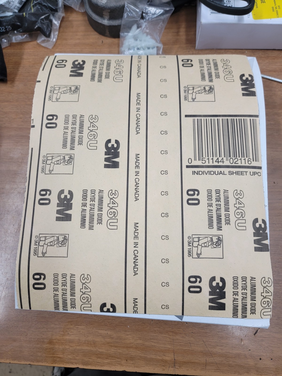 3M 02116 60 Grit 9 x 11 Production Open Coat Sandpaper 346U (50 Sheets)