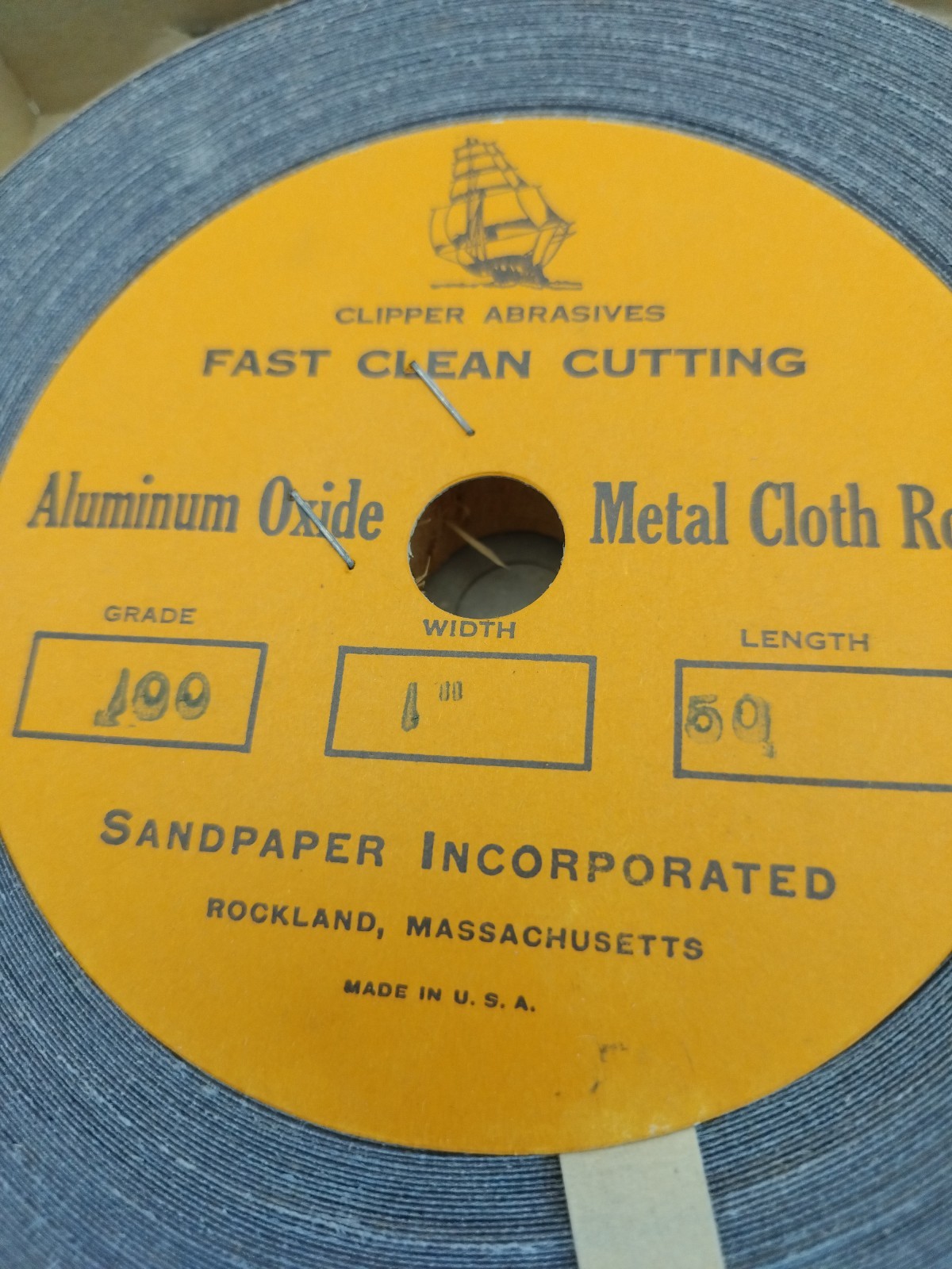 Vintage Clipper Abrasives Sandpaper Roll 100 Grit Aluminum Oxide Cloth 50Yd
