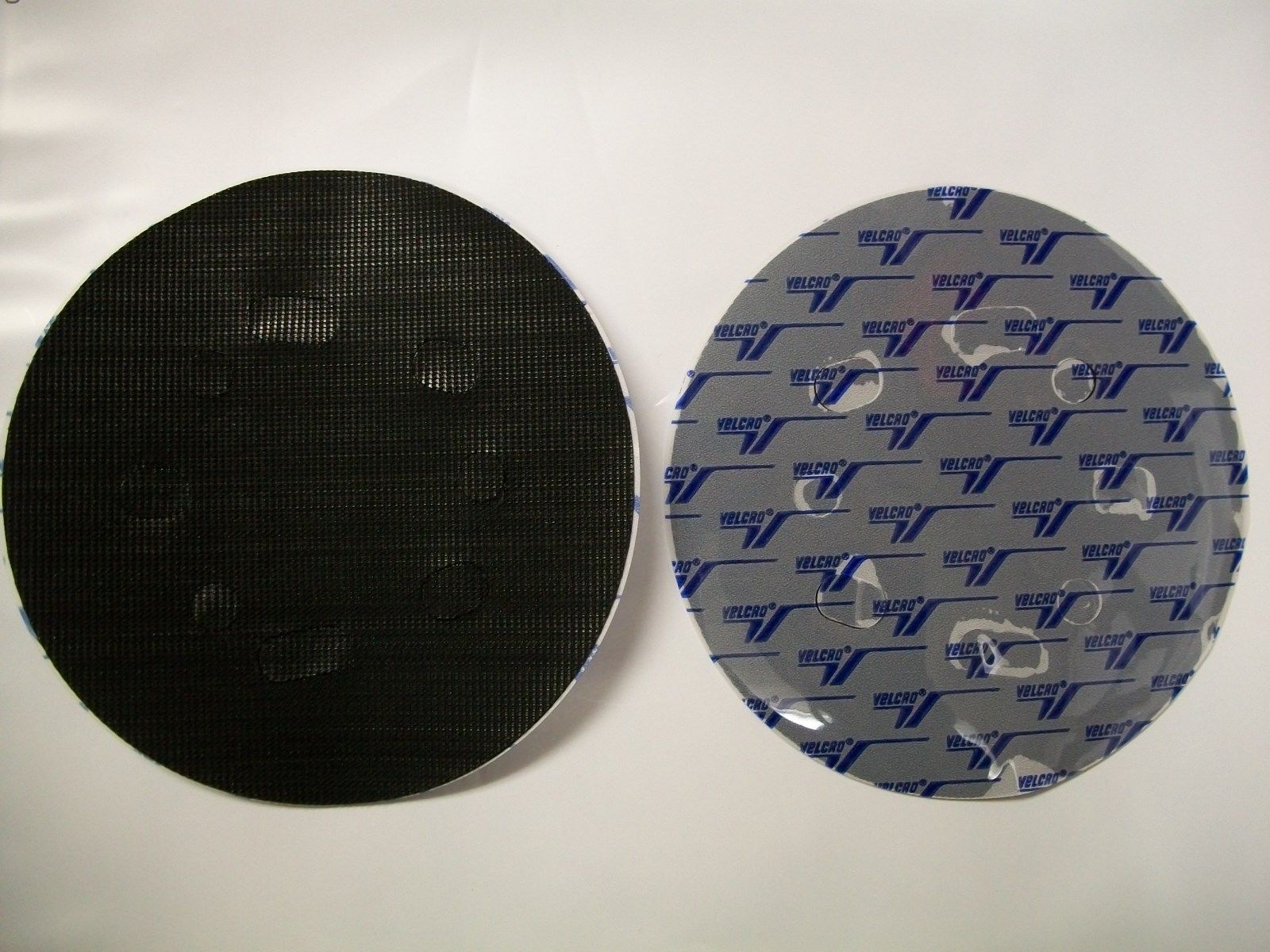 Norton 5″, 5 & 8 Hole Conversion Pad, PSA to Hook & Loop Sanding Disc, 2 Discs
