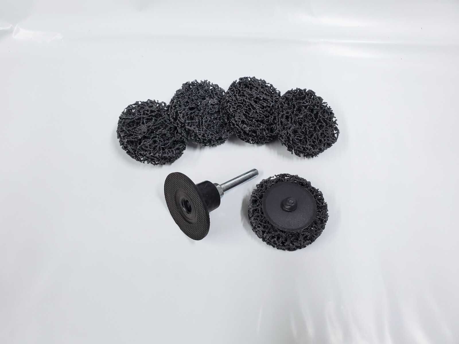 2″ Strip Away Disc, Type R Quick Change, Black, With FREE Arbor, Lot of 50