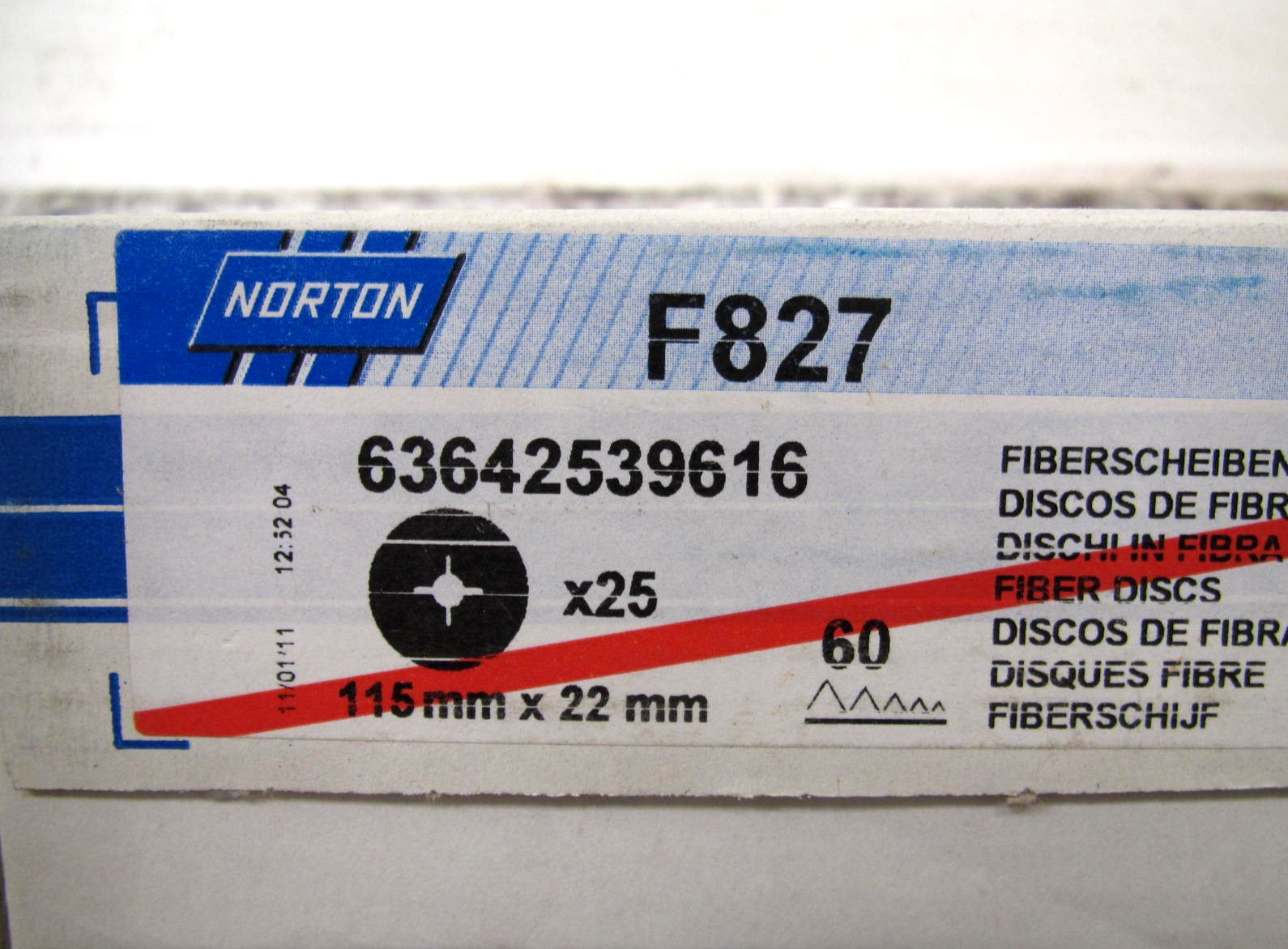 25 x New Norton F827 / 63642539616 115mm x 22mm 60 Grit Fiber Sanding Discs
