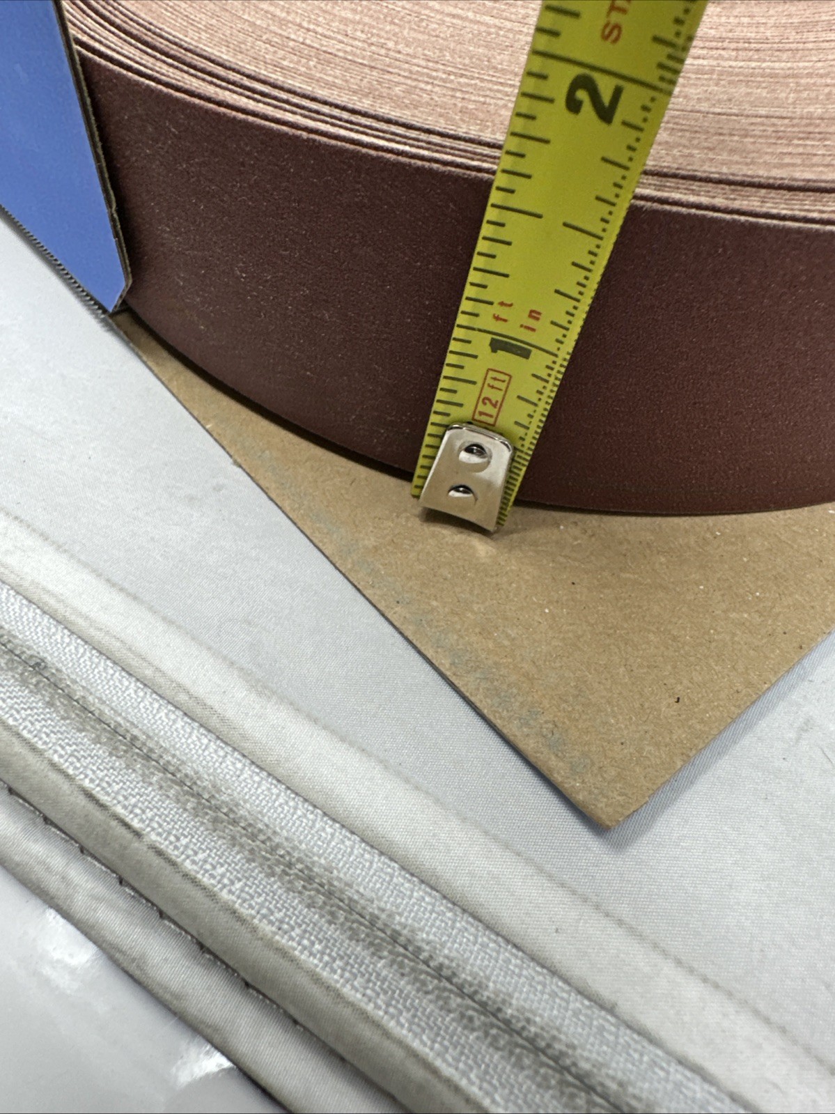 PFERD 47171 Abrasive Shop Roll, 1.5″ x 54 yards/HEAVY DUTY/aluminum oxide