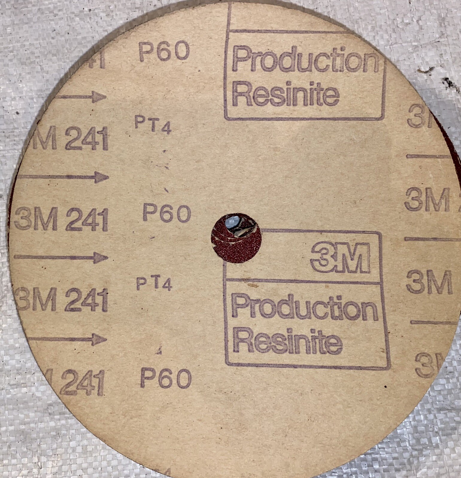 LOT OF 25 8″x7/8″ 3M 241 P60 ROUND BOLT ON SANDING DISCS