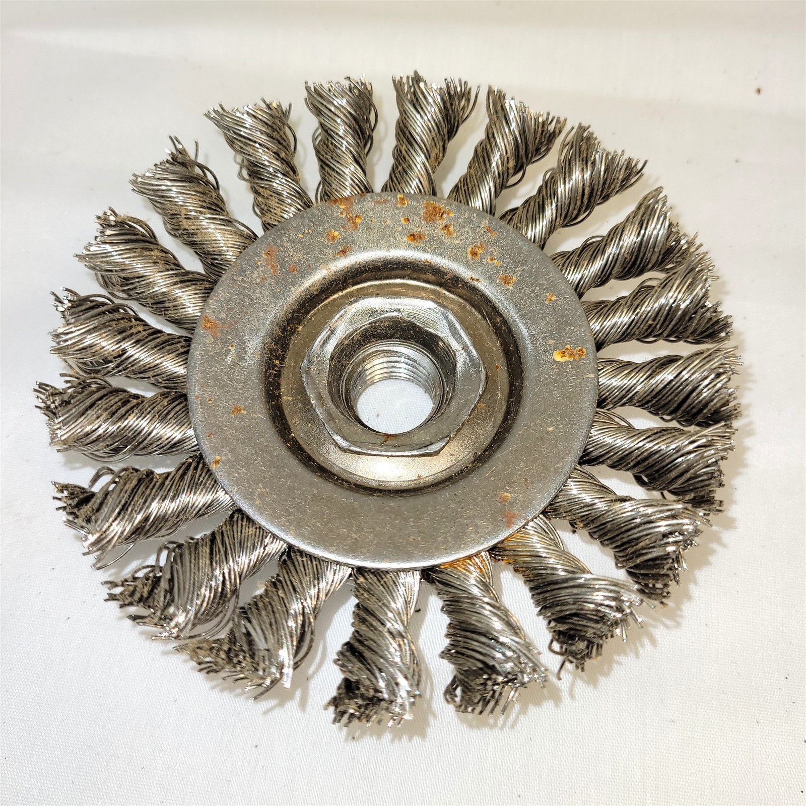 Barnes Distribution 4″ Bevel Knot Wheel Grinder Brush #275973 ~ T552