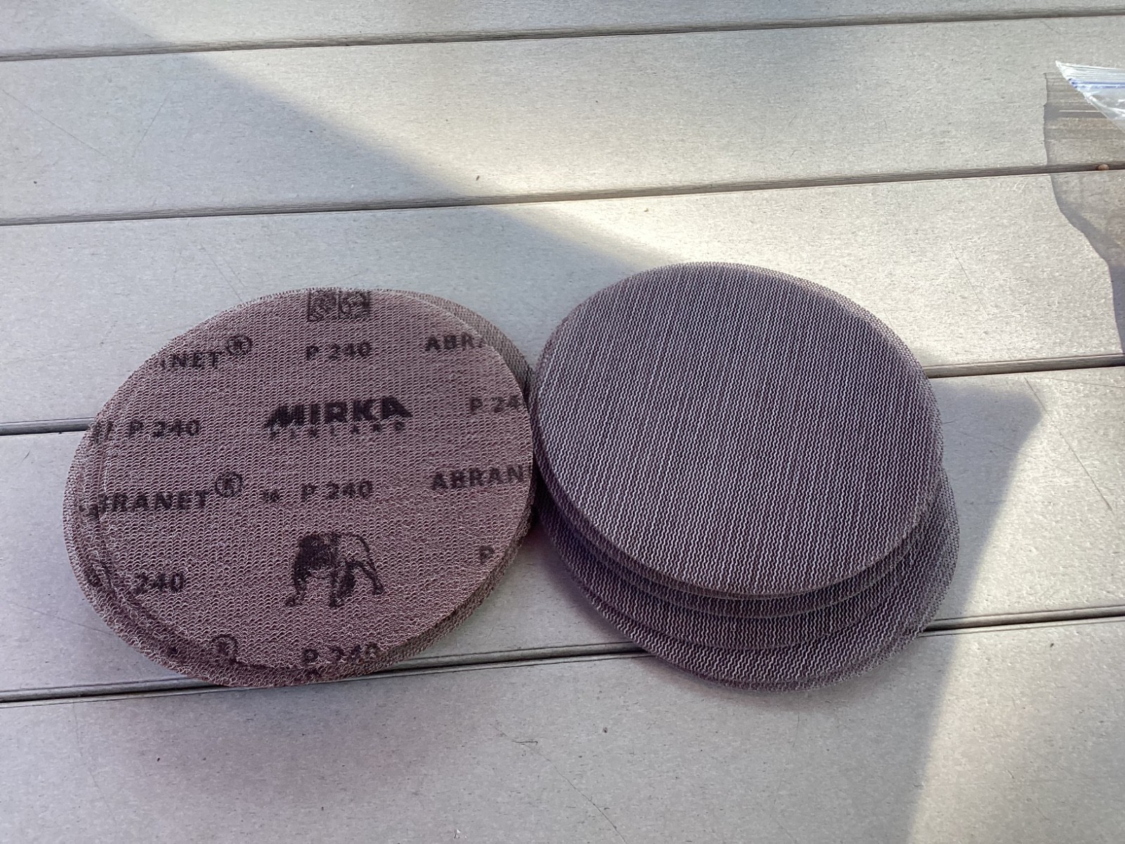 Mirka Abranet Sandind Disc’s 5″, P-240 grit, 22pcs. Hook and loop.