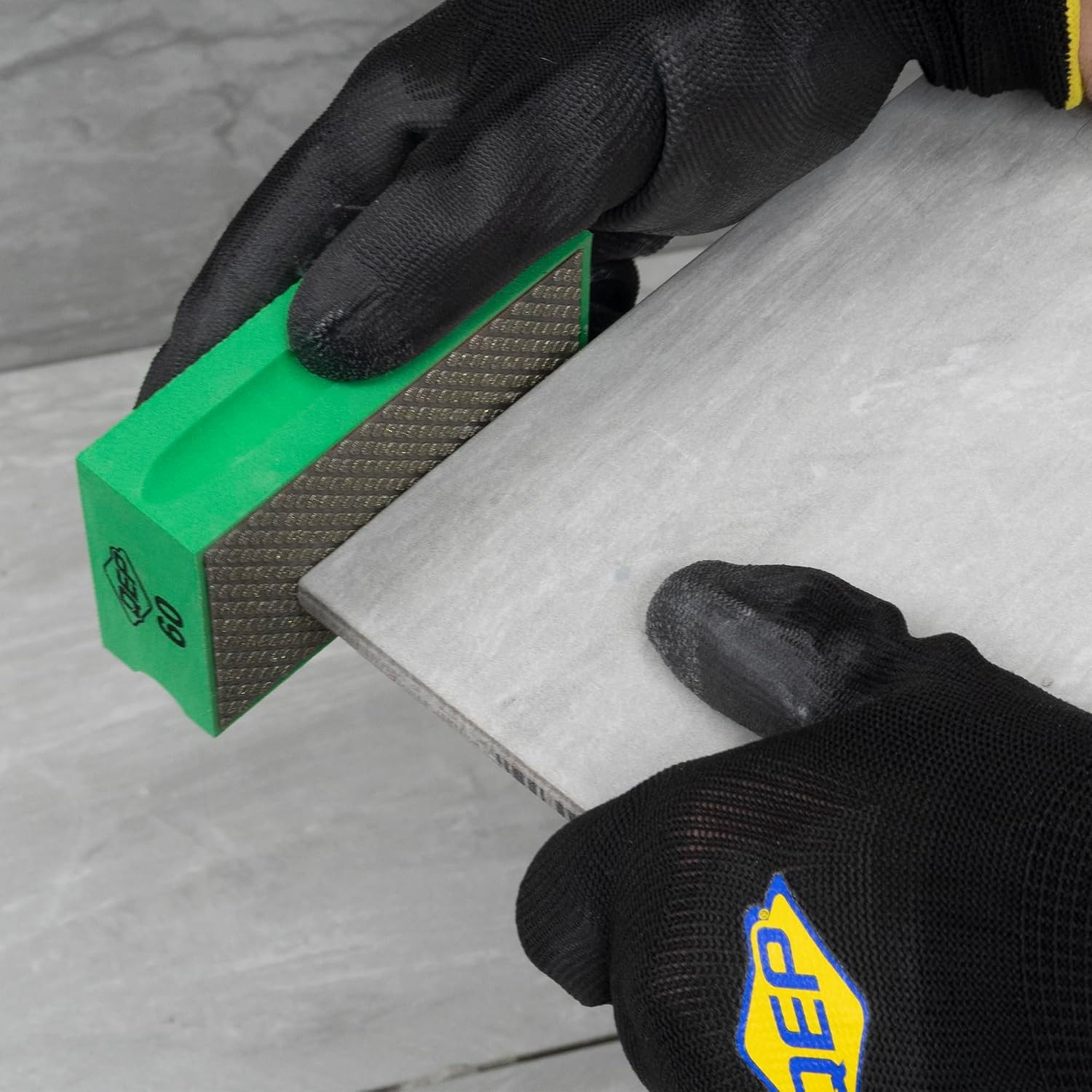 Coarse 60-Grit Diamond Sanding Block for Heavy-Duty Surface Prep