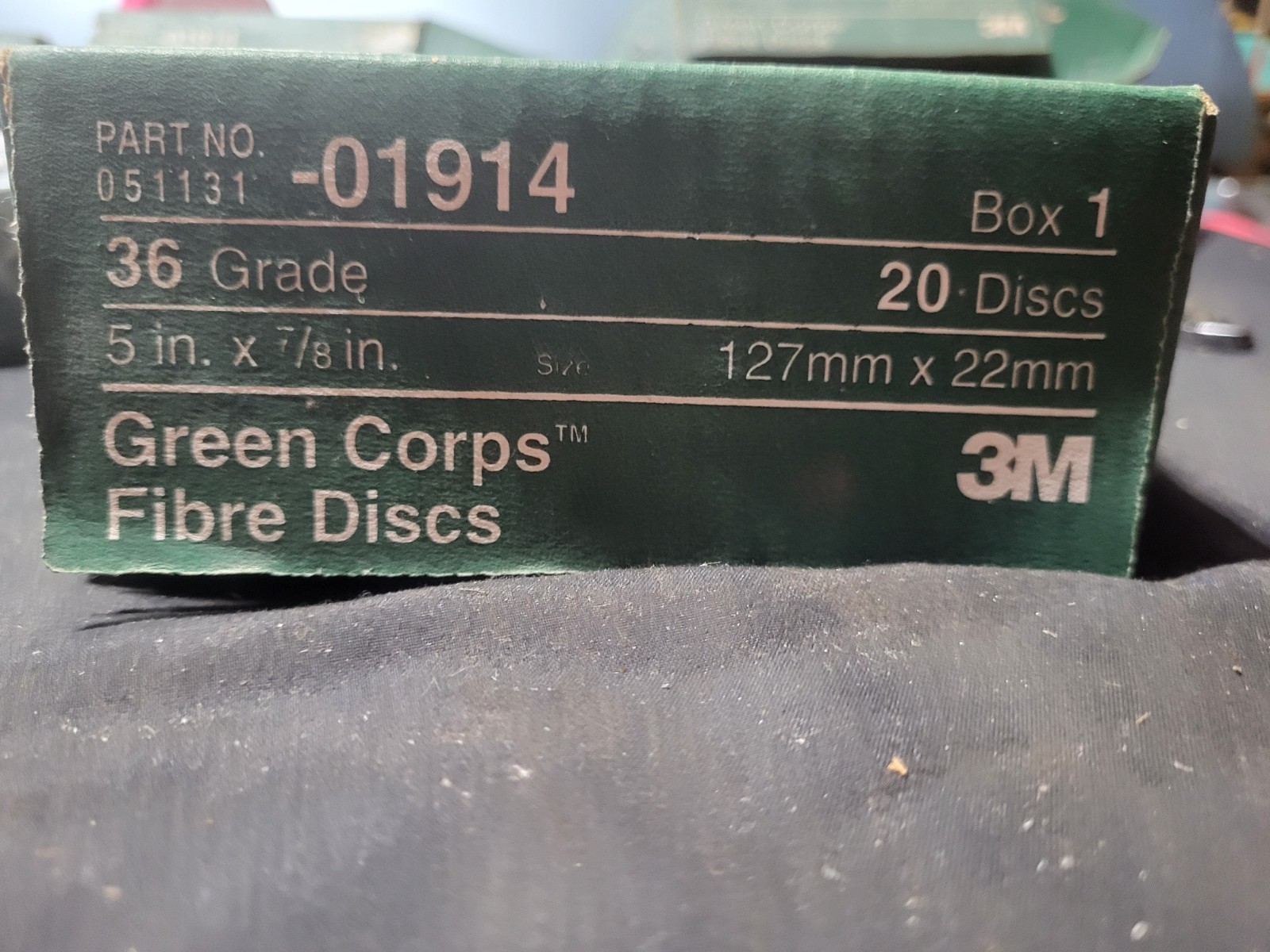 51131-01934 3M 36 grit 5inch Green Corps Fibre Sanding disc box of 20