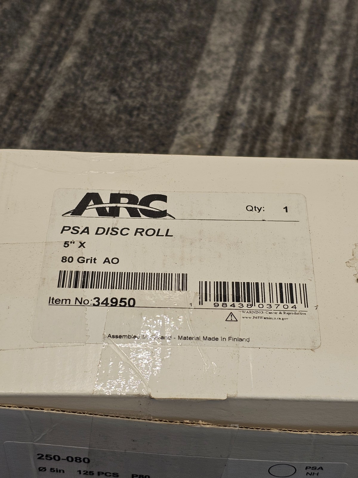 (125 Pieces) Arc Abrasives 34950 PSA Disc Roll 5″ x 80 GRIT AO 250-080 Sanding