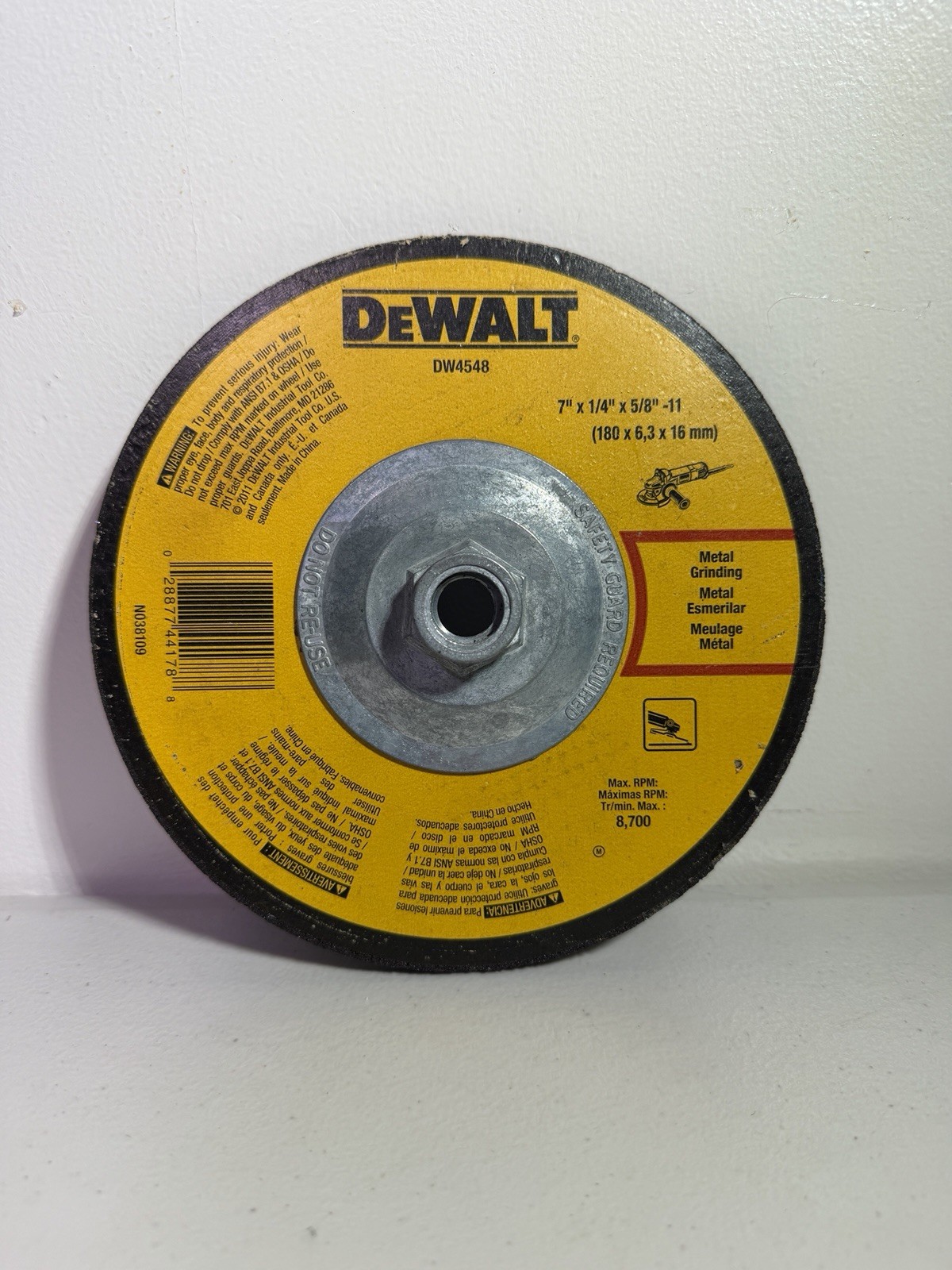 Dewalt Grinding Wheel 7 x 1/4 x 5/8-11 for Metal w Angle Grinder DW4548