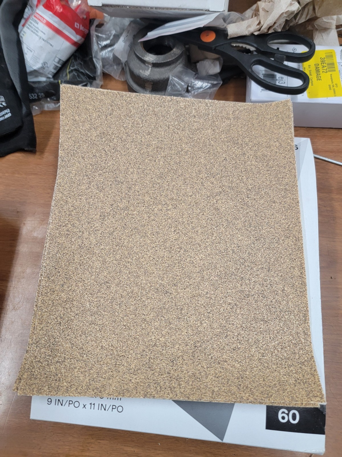 3M 02116 60 Grit 9 x 11 Production Open Coat Sandpaper 346U (50 Sheets)