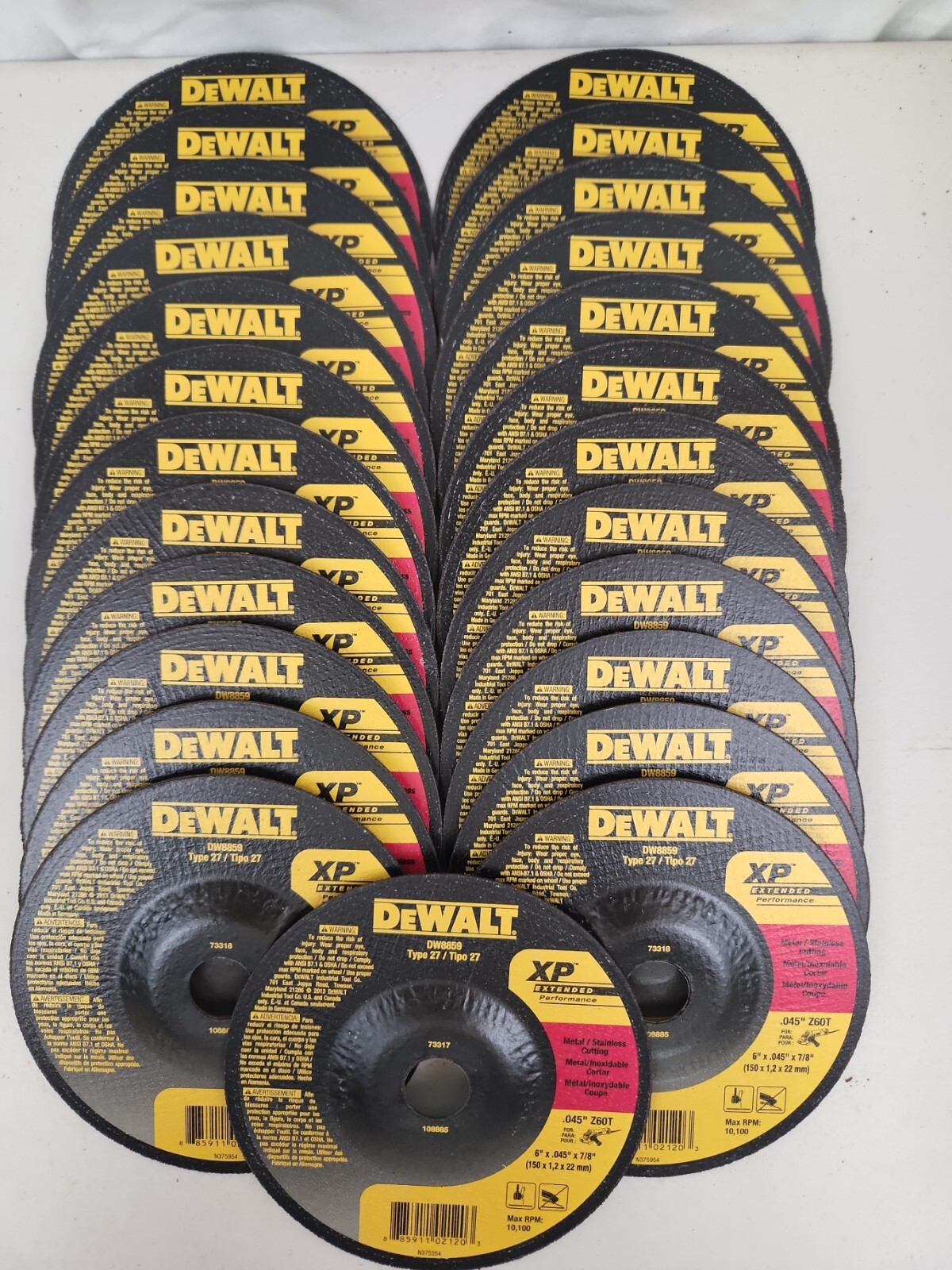 Dewalt DW8859 Metal / Stainless Cutting Wheel 6″ x .045″ x 7/8″ 25 pack