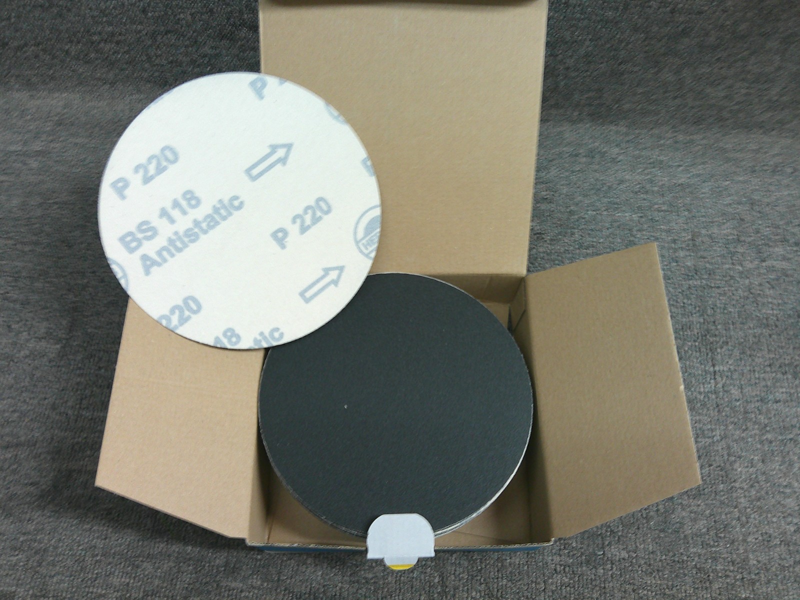 BS 118 VEL Hermes P 220 grit 7″ – (180mm) Sanding Discs – 50 pack