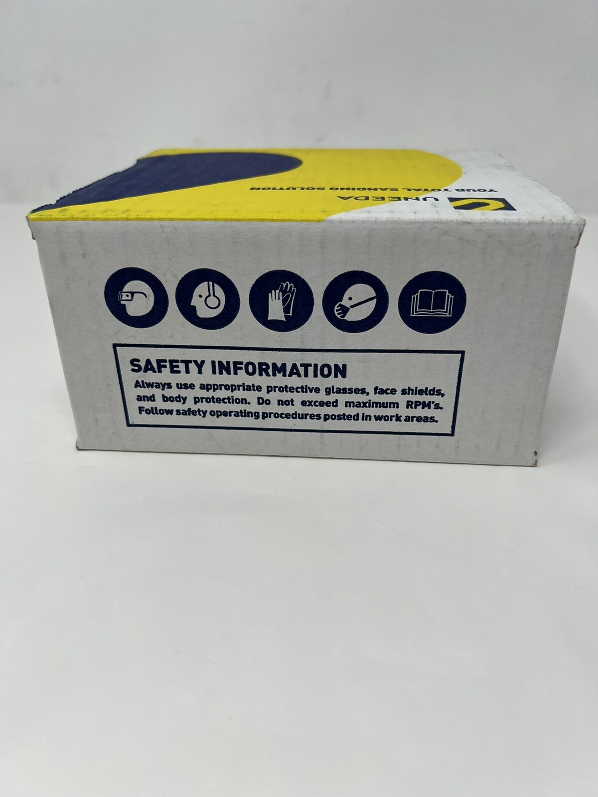 100 Pack Uneeda Enterprises, Inc M-148558 5″ x No Hole NH No 220 UAOFR Ruby