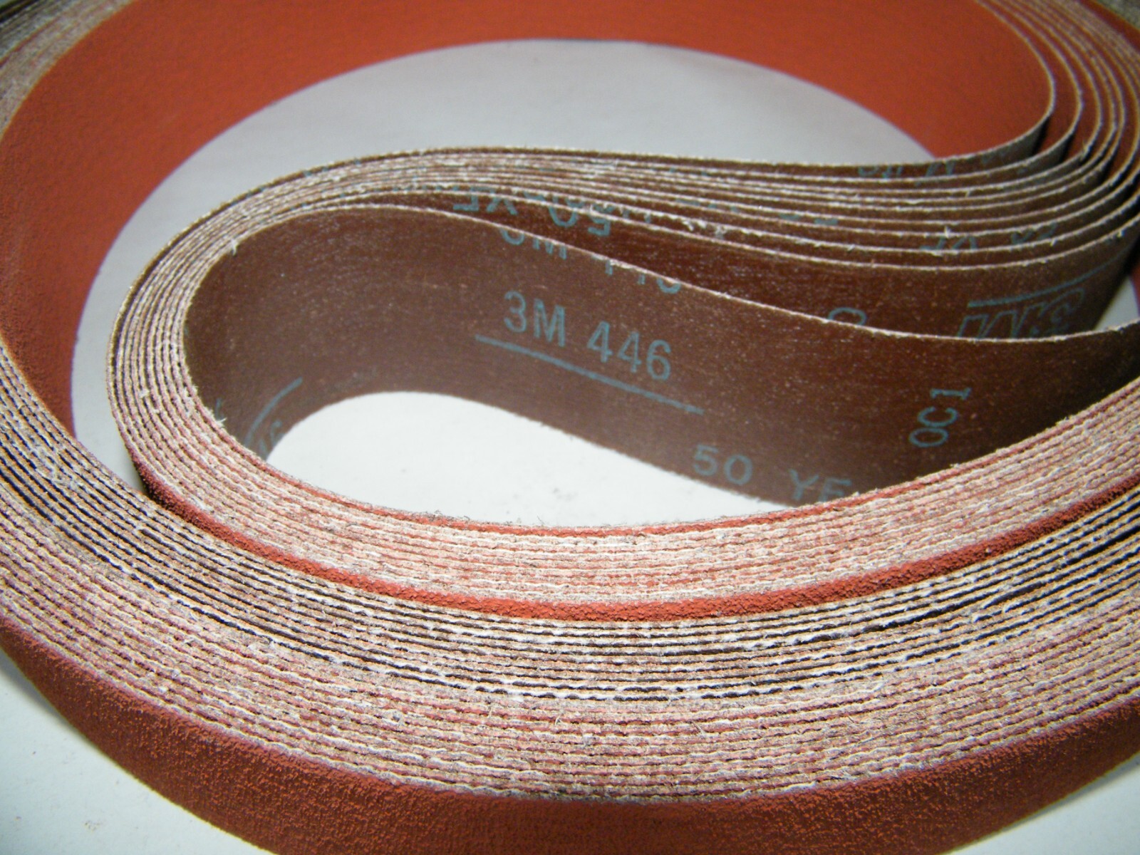 (10) 3M 446 50 YF SANDING BELTS RESIN BOND CLOTH 2 1/4″ X 130″
