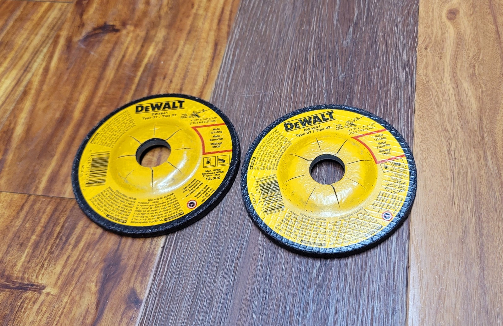 DeWALT DW4541 Abrasive Grinding Wheels 2 Piece 4-1/2 In. x 1/4 In. x 7/8 In